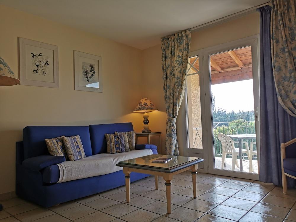 Residhotel Golf Grand Avignon Vedène Екстериор снимка