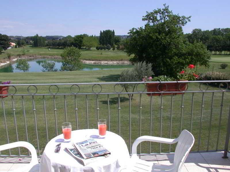 Residhotel Golf Grand Avignon Vedène Екстериор снимка