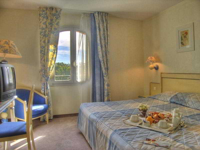 Residhotel Golf Grand Avignon Vedène Екстериор снимка