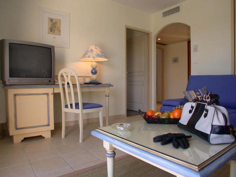 Residhotel Golf Grand Avignon Vedène Екстериор снимка